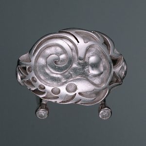Unikatschmuck aus Düsseldorf | Ornament für Anna aus Silber mit Diamanten